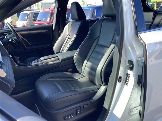 ＲＸ ＲＸ２００ｔ　Ｆスポーツ　純正ナビ・サンルーフ・衝突軽減・レーンキープ・追従クルコン・ＢＳＭ・コーナーセンサー前後・バックカメラ・ＥＴＣ２．０・ドラレコ前・ＨＵＤ・パワーバックドア・レザーシート・パワーシート・シートヒーター（24枚目）