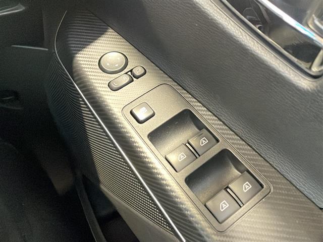 デリカＤ：５ シャモニー　純正ナビ・両側パワスラ・衝突軽減・レーンキープ・追従クルコン・バック／サイドカメラ・ＢＳＭ・ＥＴＣ・ドラレコ・パワーバックドア・ハーフレザーシート・シートヒーターＤ／Ｎ席・パワーシートＤ席（18枚目）