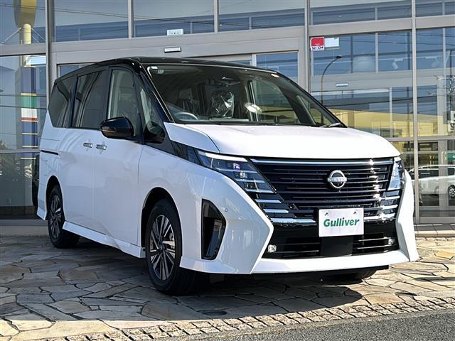 セレナ e-パワー ハイウェイスターV アラウンドビューモニター デジタルインナーミラー リアエアコン フリップダウンモニター プロパイロット 電動パーキング ワイヤレス充電 オートハイビーム e-Pedal USB充電 LEDヘッドライト(32枚目)