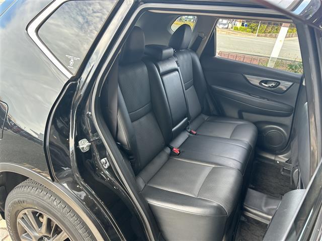 エクストレイル 20XブラクエクストリーマXエマージェンシブレーキP 純正ナビ 全方位カメラ レーダークルーズコントロール ヒルダウンアシスト ETC コーナーセンサー BSM アイドリングストップ シートヒーター サンルーフ レザーシート オートライト レーンキープ(25枚目)