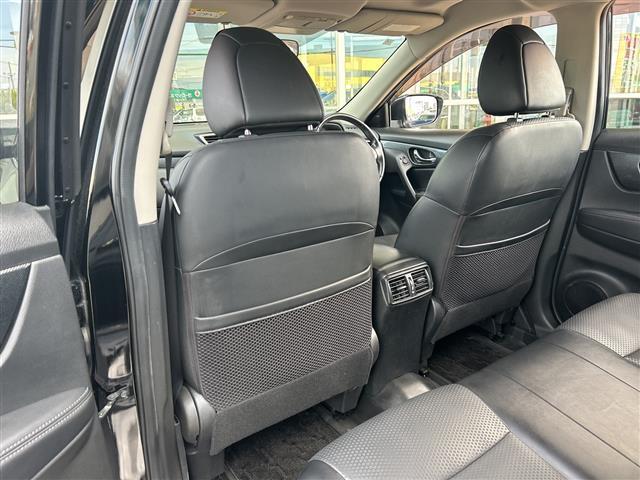 エクストレイル 20XブラクエクストリーマXエマージェンシブレーキP 純正ナビ 全方位カメラ レーダークルーズコントロール ヒルダウンアシスト ETC コーナーセンサー BSM アイドリングストップ シートヒーター サンルーフ レザーシート オートライト レーンキープ(26枚目)