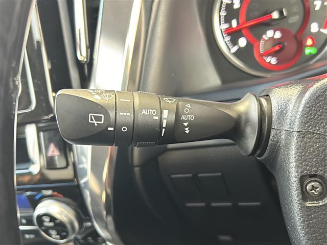 アルファード 2.5S Cパッケージ 純正ナビ ドライブレコーダー レーダークルーズコントロール バックカメラ ETC コーナーセンサー シートヒーター エアシート パワーシート 両側パワースライドドア スマートキー レザーシート(9枚目)