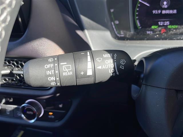 ZR-V e:HEV Z 純正ナビ 全方位カメラ ドライブレコーダー ETC2.0 レーダークルーズコントロール ホンダセンシング BOSEプレミアムサウンドシステム シートヒーター ハンドルヒーター 置くだけ充電 フォグ(10枚目)