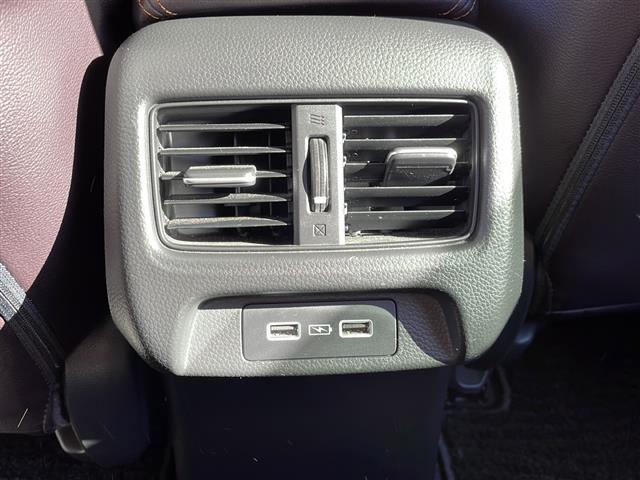 ZR-V e:HEV Z 純正ナビ 全方位カメラ ドライブレコーダー ETC2.0 レーダークルーズコントロール ホンダセンシング BOSEプレミアムサウンドシステム シートヒーター ハンドルヒーター 置くだけ充電 フォグ(19枚目)