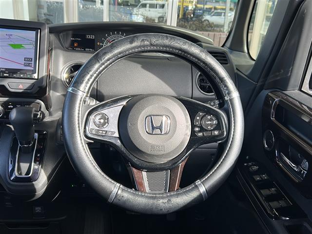 N-BOXカスタム L コーディネートスタイル 純正ナビ バックカメラ 両側パワースライドドア シートヒーター レーダークルーズコントロール コーナーセンサー スマートキー レーンキープ プッシュスタート ホンダセンシング ETC フォグランプ(7枚目)