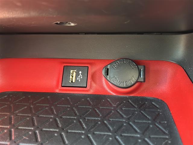 ＲＡＶ４ ハイブリッドアドベンチャー　オフロードパッケージＩＩ　純正ナビ・衝突軽減・レーンキープ・追従クルコン・ＢＳＭ・コーナーセンサー前後・全方位カメラ・ＥＴＣ２．０・ドラレコ・パワーシート・レザーシート・シートヒーター・エアシート・デジタルインナーミラー（21枚目）