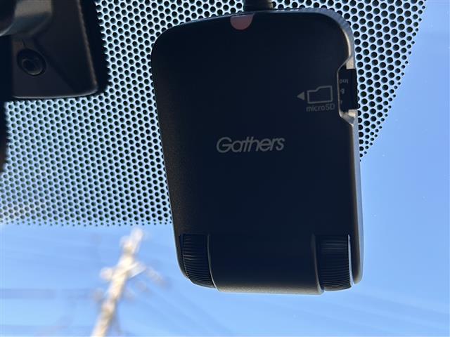 フリードハイブリッド ハイブリッド・Ｇホンダセンシング　純正ナビ・両側パワスラ・衝突軽減・レーンキープ・追従クルコン・バックカメラ・ＥＴＣ・ドラレコ・ＬＥＤヘッドライト・オートライト・フォグランプ・純正フロアマット・ヒーテッドドアミラー・ステリモ（6枚目）