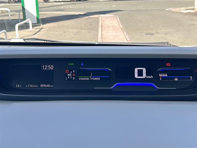 フリードハイブリッド ハイブリッド・Ｇホンダセンシング　純正ナビ・両側パワスラ・衝突軽減・レーンキープ・追従クルコン・バックカメラ・ＥＴＣ・ドラレコ・ＬＥＤヘッドライト・オートライト・フォグランプ・純正フロアマット・ヒーテッドドアミラー・ステリモ（8枚目）