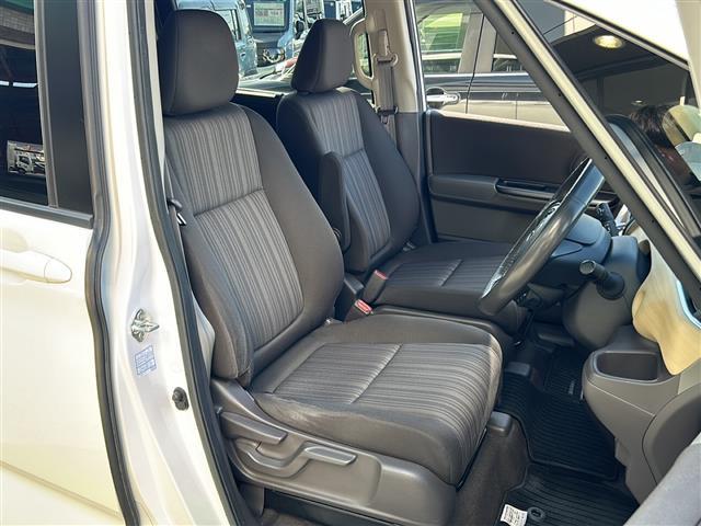 フリードハイブリッド ハイブリッド・Ｇホンダセンシング　純正ナビ・両側パワスラ・衝突軽減・レーンキープ・追従クルコン・バックカメラ・ＥＴＣ・ドラレコ・ＬＥＤヘッドライト・オートライト・フォグランプ・純正フロアマット・ヒーテッドドアミラー・ステリモ（18枚目）