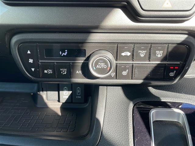 Ｎ－ＢＯＸカスタム Ｌターボ　スタイル＋ブラック　純正ナビ　バックカメラ　クリアランスソナー　前席シートヒーター　ブラック塗装１５インチアルミ　両側パワスラ　コンビシート　ＬＥＤヘッドライト　ＥＴＣ　電動パーキング　オートライト　フォグランプ（16枚目）