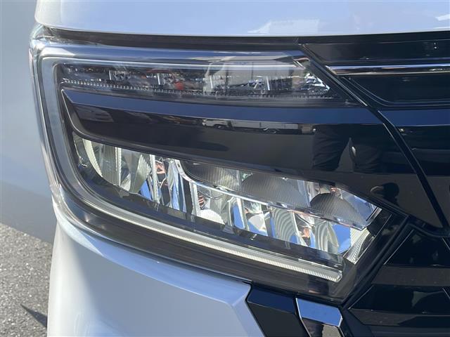 Ｎ－ＢＯＸカスタム Ｌターボ　スタイル＋ブラック　純正ナビ　バックカメラ　クリアランスソナー　前席シートヒーター　ブラック塗装１５インチアルミ　両側パワスラ　コンビシート　ＬＥＤヘッドライト　ＥＴＣ　電動パーキング　オートライト　フォグランプ（39枚目）