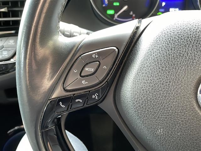 Ｃ－ＨＲ Ｇ　純正ナビ・衝突軽減・レーンキープ・追従クルコン・ＢＳＭ・コーナーセンサー前後・バックカメラ・ＥＴＣ・ハーフレザーシート・シートヒーターＤ／Ｎ席・ヒーテッドドアミラー・電動パーキングブレーキ・純正マット（10枚目）