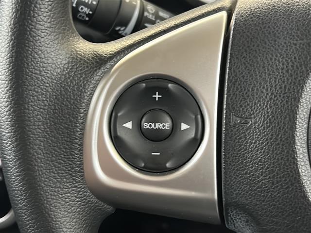 Ｎ－ＢＯＸカスタム Ｇ　ＳＳブラックスタイルパッケージ　純正ナビ・両側パワスラ・衝突軽減・バックカメラ・ＥＴＣ・ドラレコ・シートヒーターＤ／Ｎ席・オートライト・フォグランプ・ステリモ・純正フロアマット・純正アルミホイール・電格ミラー・ヒーテットドアミラー（11枚目）