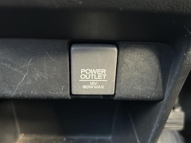 Ｎ－ＢＯＸカスタム ２トーンカラースタイル　Ｇ・ターボＡパッケージ　純正ナビ　ＥＴＣ　両側パワスラ　クルーズコントロール　１５インチ純正アルミ　オートエアコン　バックカメラ　横滑り防止装置　ディスチャージヘッドライト　アイドリングストップ　サイドカーテンエアバッグ（17枚目）