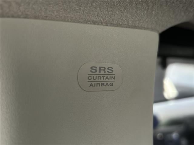 セレナ ｅ－パワー　ハイウェイスターＶ　純正ナビ　アラウンドビューモニター　フリップダウンモニター　両側パワスラ　プロパイロット　エマージェンシーブレーキ　デジタルインナーミラー　ＬＥＤヘッドライト　ＥＴＣ　ステリモ　リアエアコン　電動Ｐ（18枚目）