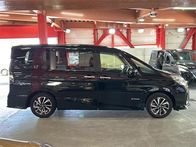 セレナ ｅ－パワー　ハイウェイスターＶ　純正ナビ　アラウンドビューモニター　フリップダウンモニター　両側パワスラ　プロパイロット　エマージェンシーブレーキ　デジタルインナーミラー　ＬＥＤヘッドライト　ＥＴＣ　ステリモ　リアエアコン　電動Ｐ（38枚目）