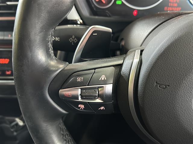 3シリーズ 320i Mスポーツ 純正ナビ・衝突軽減・レーンキープ・追従クルコン・バックカメラ・ETC・パワーシートD/N席・パドルシフト・ステリモ・社外フロアマットト・純正アルミホイール・LEDヘッドライト・オートライト(10枚目)