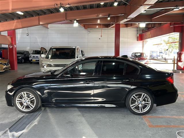 3シリーズ 320i Mスポーツ 純正ナビ・衝突軽減・レーンキープ・追従クルコン・バックカメラ・ETC・パワーシートD/N席・パドルシフト・ステリモ・社外フロアマットト・純正アルミホイール・LEDヘッドライト・オートライト(36枚目)