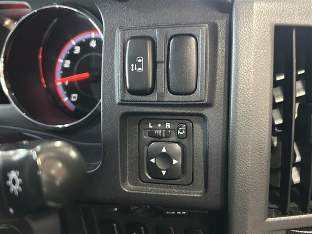 デリカD:5 C2 G ナビパッケージ 社外DA・片側パワスラ・盗難防止装置・クルコン・バックカメラ・ETC・ドラレコ前後・デジタルインナーミラー・パドルシフト・純正フロアマット・純正アルミホイール・キセノンヘッドライト・オートライト(6枚目)