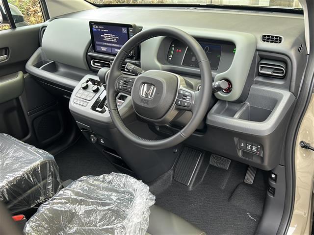 フリード e:HEVクロスター 純正ナビ フルセグテレビ バックカメラ 両側パワースライドドア ステアリングスイッチ スマートキー プッシュスタート プリクラッシュセーフティ レーダークルーズコントロール ハーフレザーシート(17枚目)