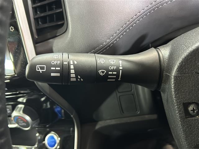 セレナ e-パワー ハイウェイスターV 純正ナビ 両側パワースライドドア アラウンドビューモニター ドライブレコーダー フリップダウンモニター フルセグテレビ インテリジェントルームミラー ステアリングスイッチ レーダークルーズコントロール(8枚目)