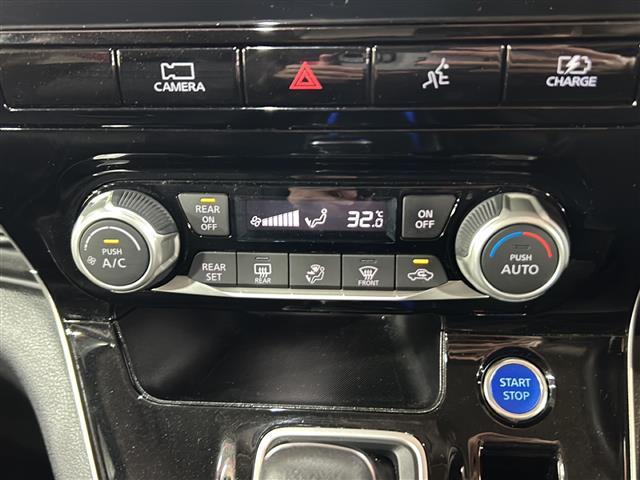 セレナ e-パワー ハイウェイスターV 純正ナビ 両側パワースライドドア アラウンドビューモニター ドライブレコーダー フリップダウンモニター フルセグテレビ インテリジェントルームミラー ステアリングスイッチ レーダークルーズコントロール(13枚目)