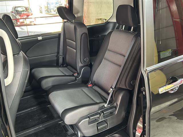 セレナ e-パワー ハイウェイスターV 純正ナビ 両側パワースライドドア アラウンドビューモニター ドライブレコーダー フリップダウンモニター フルセグテレビ インテリジェントルームミラー ステアリングスイッチ レーダークルーズコントロール(24枚目)