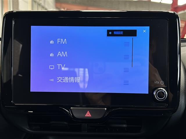 ヤリスクロス Z ウルバーノ 純正ナビ 全方位カメラ 前席シートヒーター ヘッドアップディスプレイ ETC ハーフレザー BSM トヨタセーフティセンス LEDヘッドライト オートハイビーム パワーバックドア ハンドルヒーター(3枚目)