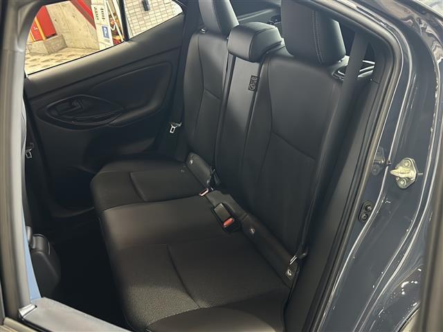 ヤリスクロス Z ウルバーノ 純正ナビ 全方位カメラ 前席シートヒーター ヘッドアップディスプレイ ETC ハーフレザー BSM トヨタセーフティセンス LEDヘッドライト オートハイビーム パワーバックドア ハンドルヒーター(28枚目)