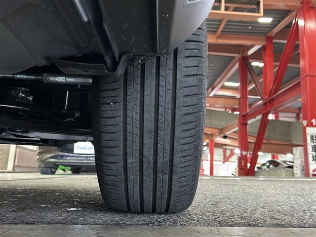 ヤリスクロス Z ウルバーノ 純正ナビ 全方位カメラ 前席シートヒーター ヘッドアップディスプレイ ETC ハーフレザー BSM トヨタセーフティセンス LEDヘッドライト オートハイビーム パワーバックドア ハンドルヒーター(41枚目)