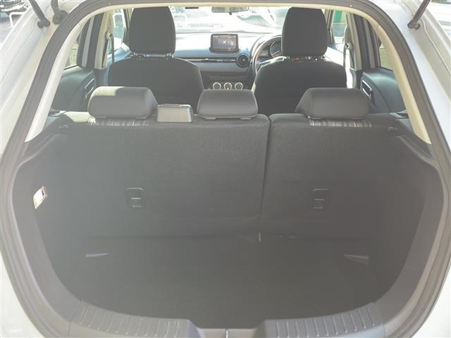 ＭＡＺＤＡ２ １５Ｓ　スマートエディション　純正ナビ　スマートシティブレーキサポート　アラウンドビューモニター　アダプティブＬＥＤヘッドライト　ブラインドスポットビューモニター　フロントパーキングセンサー　ワンオーナー　ＥＴＣ　前後ドラレコ（19枚目）