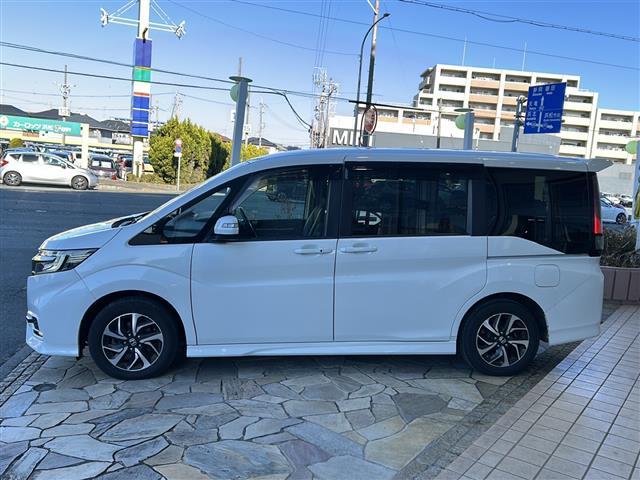 ステップワゴンスパーダ スパーダ・クールスピリット　ホンダセンシング　純正ナビ・両側パワスラ・後席モニター・衝突軽減・レーンキープ・追従クルコン・全方位カメラ・ＥＴＣ・ドラレコ・ハーフレザーシート・シートヒーターＤ／Ｎ席・純正フロアマット・純正アルミホイール（36枚目）