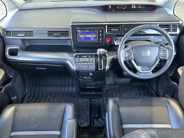 ステップワゴンスパーダ スパーダ・クールスピリット　ホンダセンシング　純正ナビ・両側パワスラ・後席モニター・衝突軽減・レーンキープ・追従クルコン・全方位カメラ・ＥＴＣ・ドラレコ・ハーフレザーシート・シートヒーターＤ／Ｎ席・純正フロアマット・純正アルミホイール（42枚目）