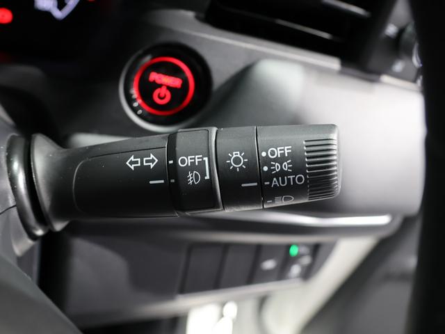 ヴェゼル e:HEVZ 元試乗車 運転支援機能 衝突軽減ブレーキ 禁煙車 LEDヘッドライト スマートキー 純正ナビ マルチビューカメラ Bluetooth接続 先進ライト 後退出庫サポートワンオーナー車 1オナ スマキ(35枚目)