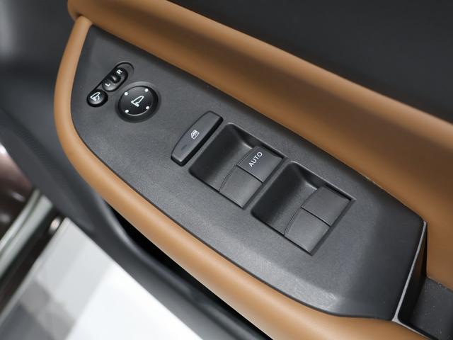 フィット e:HEVリュクス 禁煙車 運転支援機能 衝突軽減ブレーキ LEDヘッドライト 前後ドライブレコーダ先進ライト 障害物センサー 純正9インチナビ バックカメラ Bluetooth接続 ミュージックラック ETC DVD(22枚目)