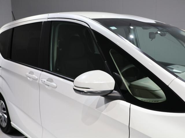 フリード G 禁煙車 運転支援機能 衝突軽減ブレーキ 両側電動スライドドア シートヒーター ETC 純正ナビ バックカメラ Bluetooth接続 ミュージックラック ドライブレコーダ ワンオーナー車 Aクルーズ(11枚目)