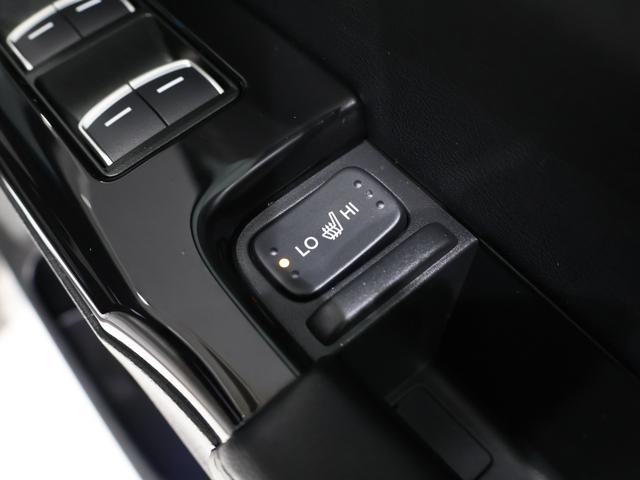 オデッセイハイブリッド e:HEVアブソルート・EXブラックエディション 禁煙車 運転支援機能 衝突軽減ブレーキ スマートキー 15.6インチリア席モニター 11.4インチ純正ナビ パワーテールゲート 両側電動スライドドア LEDヘッドライト マルチビューモニター VSA(25枚目)