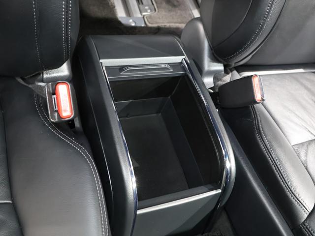 オデッセイハイブリッド e:HEVアブソルート・EXブラックエディション 禁煙車 運転支援機能 衝突軽減ブレーキ スマートキー 15.6インチリア席モニター 11.4インチ純正ナビ パワーテールゲート 両側電動スライドドア LEDヘッドライト マルチビューモニター VSA(28枚目)