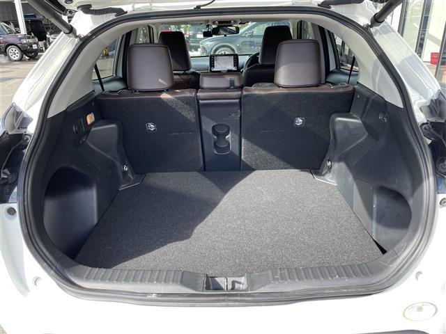 ヤリスクロス ハイブリッドZ フルセグTV/パワーバックドア/全方位カメラ/ビルトインETC/ステアリングヒーター/両席シートヒーター/ドライブレコーダー前後(12枚目)