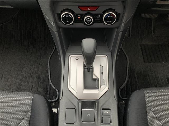 1.6i-Lアイサイト 4WD/社外CD、AUX/衝突被害軽減ブレーキ/レーンアシスト/アイドリングストップ/横滑り防止/クルコン/パドルシフト/ドライブレコーダー/ドアバイザー/ライトレベライザー(14枚目)