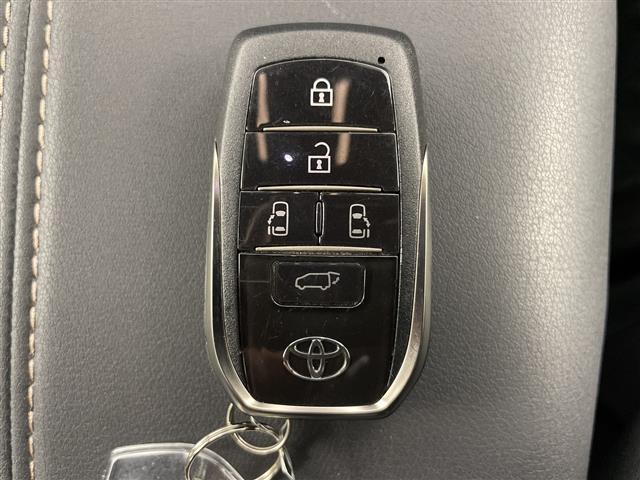 店頭在庫以外にも全国約４万台※の在庫から、ぴったりな１台をご提案します！※２０２３年１０月現在の在庫台数です。売約済の可能性があります。