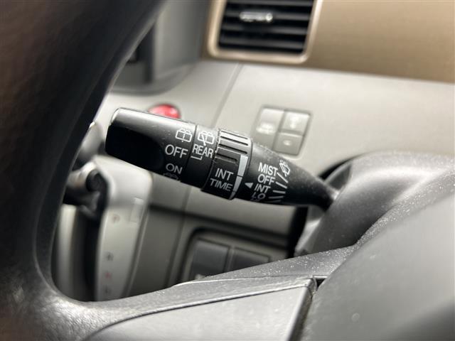 ステップワゴン Ｇ　Ｌ　ＨＤＤナビパッケージ　４ＷＤ　純正ＨＤＤナビ　両側パワースライドドア　ＥＴＣ　ステアリングスイッチ（17枚目）