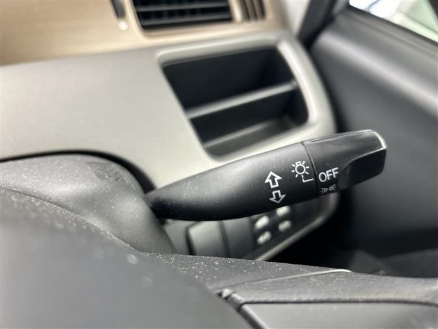 ステップワゴン Ｇ　Ｌ　ＨＤＤナビパッケージ　４ＷＤ　純正ＨＤＤナビ　両側パワースライドドア　ＥＴＣ　ステアリングスイッチ（18枚目）