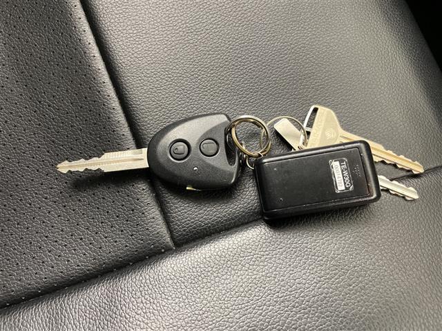 ハイゼットカーゴ デッキバンＧ　・４ＷＤ／スマートアシスト・衝突被害軽減ブレーキ・社外メモリナビ・フルセグＴＶ／ＣＤ／ＤＶＤ／ＳＤ／ｉＰｏｄ／ＵＳＢ・Ｂｌｕｅｔｏｏｔｈ接続・バックカメラ／ＥＴＣ・社外エンジンスターター（15枚目）