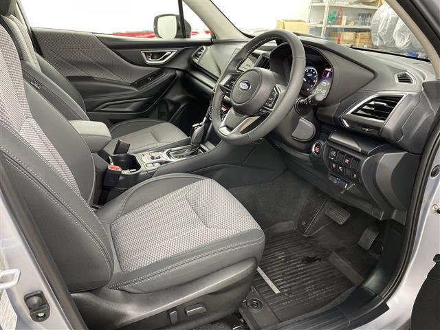 フォレスター アドバンス　・４ＷＤ　／ハイブリット／アイサイト・衝突被害軽減ブレーキ・レーダークルーズコントロール・純正ディーラーＯＰナビ・ＤＶＤ．ＣＤ．ＳＤ．フルセグ．Ｂｌｕｅｔｏｏｔｈ・バック／サイド／フロントカ（23枚目）