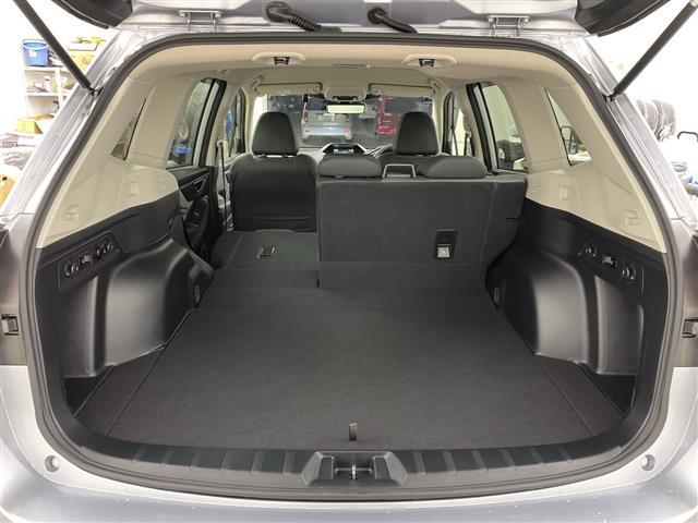 フォレスター アドバンス　・４ＷＤ　／ハイブリット／アイサイト・衝突被害軽減ブレーキ・レーダークルーズコントロール・純正ディーラーＯＰナビ・ＤＶＤ．ＣＤ．ＳＤ．フルセグ．Ｂｌｕｅｔｏｏｔｈ・バック／サイド／フロントカ（28枚目）