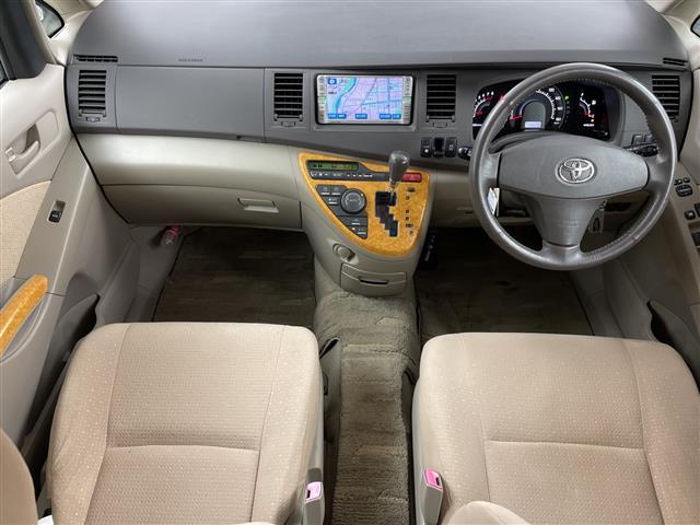 アイシス Ｌ　６０ｔｈスペシャルエディション　・４ＷＤ・純正ナビ　　ＤＶＤ／ＣＤ／ＡＭ／ＦＭ・バックカメラ・片側パワースライドドア・冬タイヤ積込・ＥＴＣ・ＡＢＳ・純正フロアマット（39枚目）