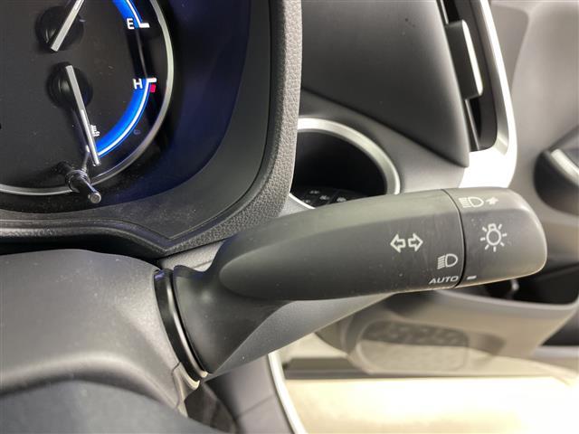 ヴォクシー ハイブリッドS-Z 純正ナビ・・トヨタセーフティサポート・バックカメラ・追従クルーズコントロール・オートライト/LEDヘッドライト・運転席/助手席シートヒーター・EVモード・AC100V・寒冷地仕様・冬タイヤ積込(8枚目)