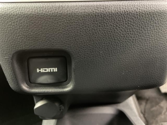 ヴォクシー ハイブリッドS-Z 純正ナビ・・トヨタセーフティサポート・バックカメラ・追従クルーズコントロール・オートライト/LEDヘッドライト・運転席/助手席シートヒーター・EVモード・AC100V・寒冷地仕様・冬タイヤ積込(13枚目)