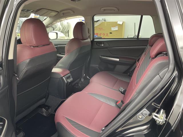 レヴォーグ 1.6STIスポーツアイサイト ・4WD/アイサイト・衝突被害軽減ブレーキ・純正SDナビ・フルセグTV/CD/DVD/BT)・バックカメラ・レーダークルーズコントロール・ブラインドスポットモニタリング・レザーシート・(25枚目)